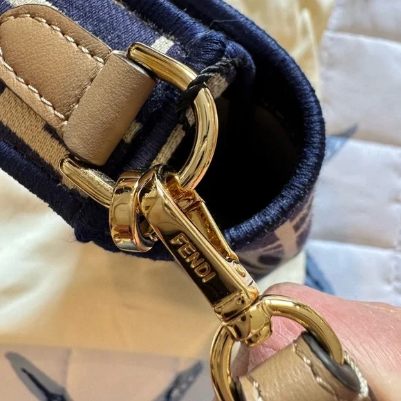 Fendi Baguette Blue and White Crossbody Bag with Iconic Monogram - Picture 8 of 12